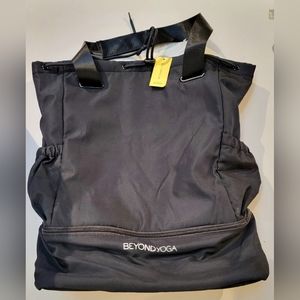 NWT Black Drawstring Beyond Yoga Convertible Gym Bag Backpack